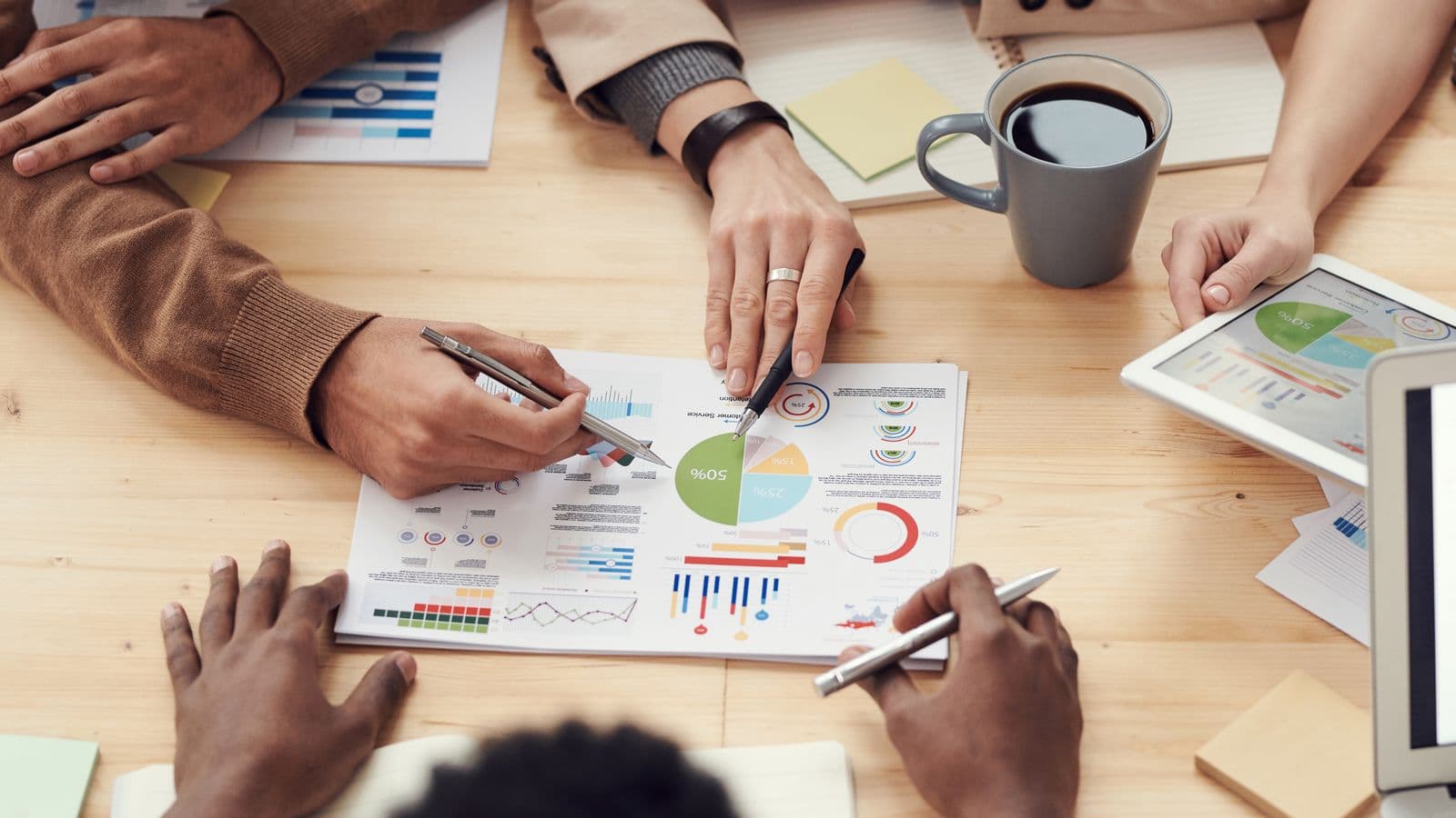 CRM anbar və satışda nə işə yarayır?